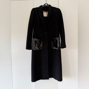 Elegant Black Women's Coat with Sequin Pockets